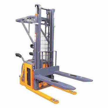 Electric Stacker 716 P ac